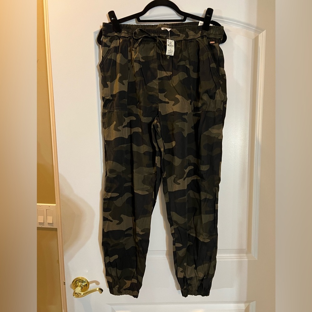 Victoria’s Secret Womens Easy Jogger Size Large NWT